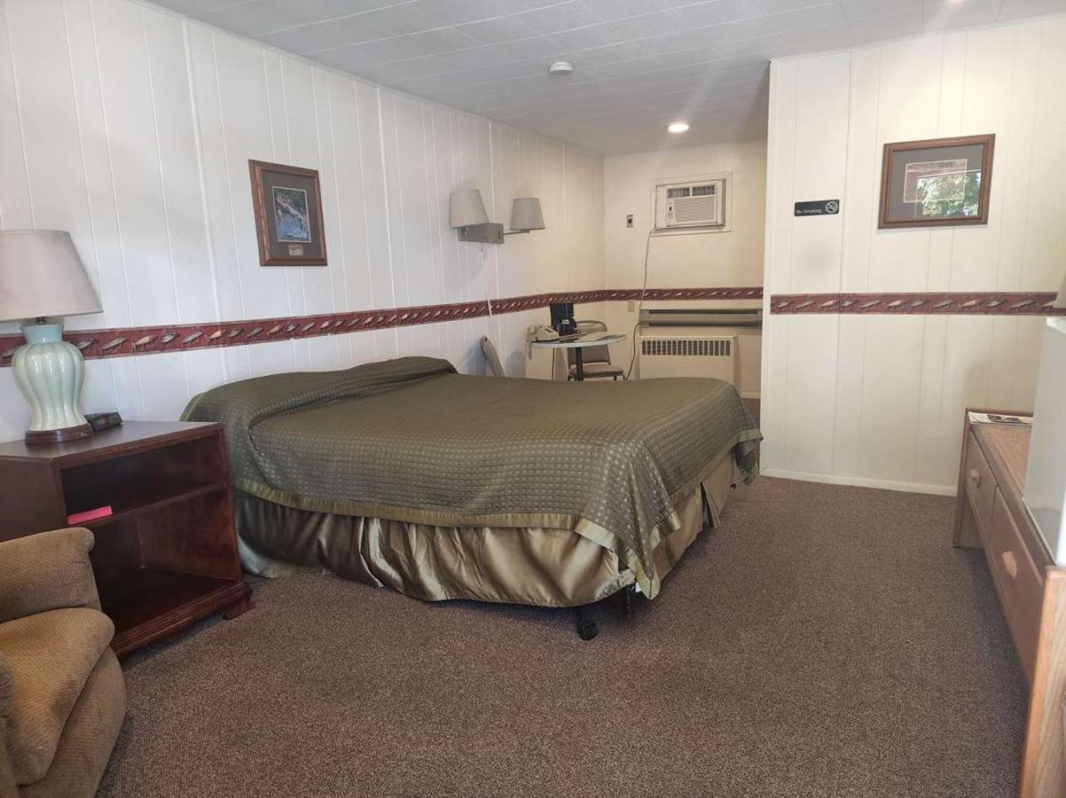 White Valley Motel Saint Charles Экстерьер фото