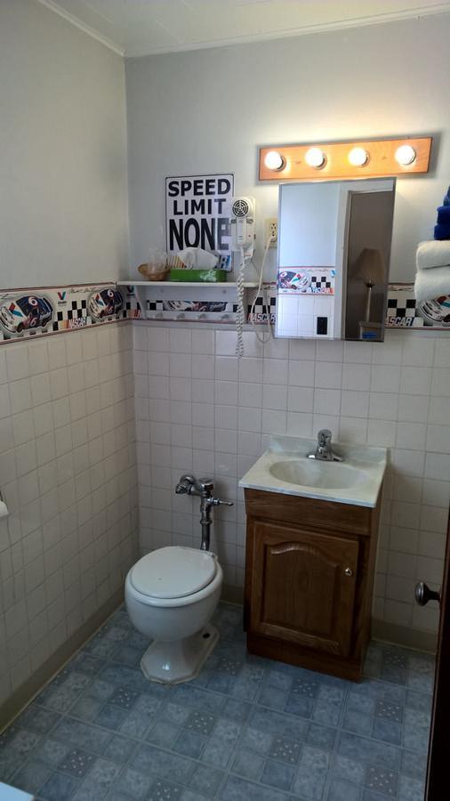 White Valley Motel Saint Charles Экстерьер фото